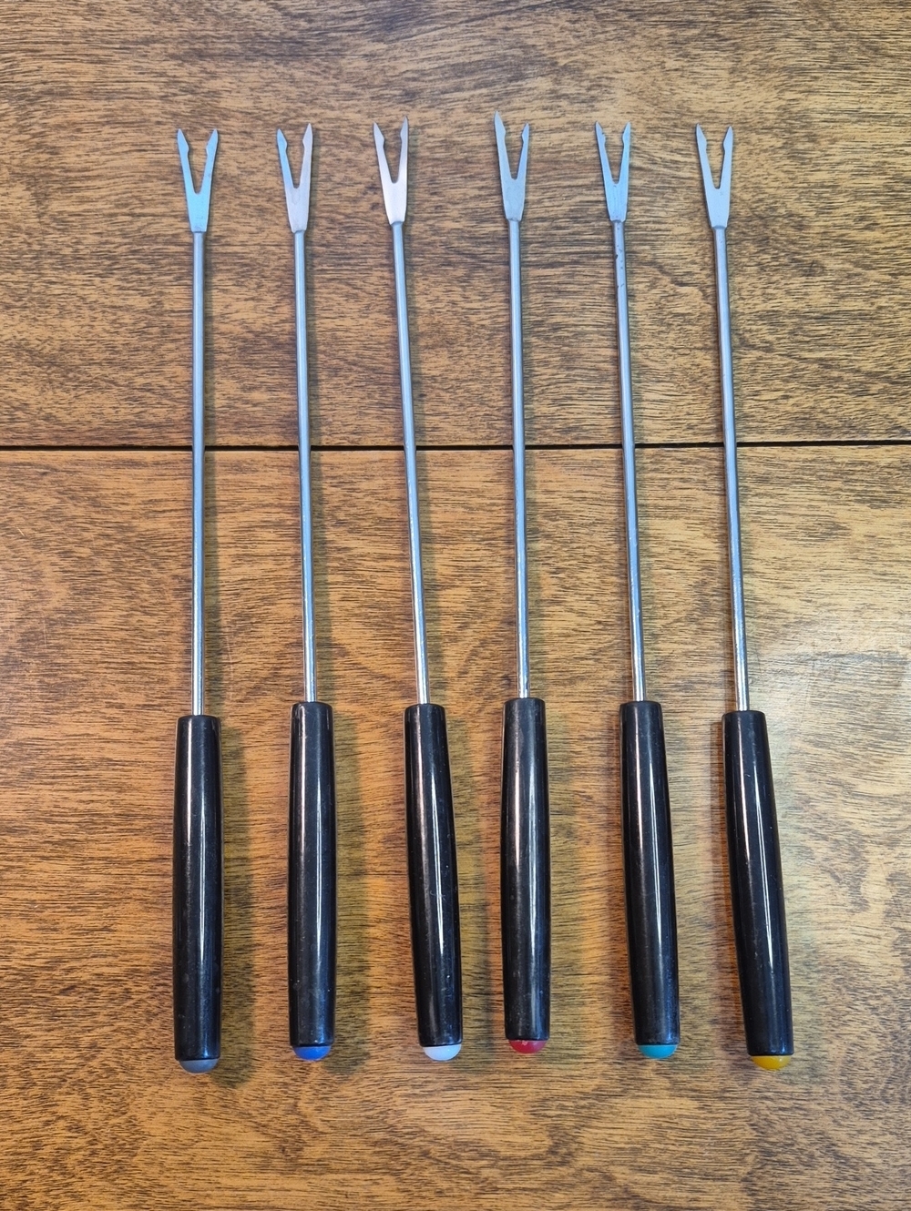 Set of 6 Fondue Forks with Plastic Handles and Colored Tips
